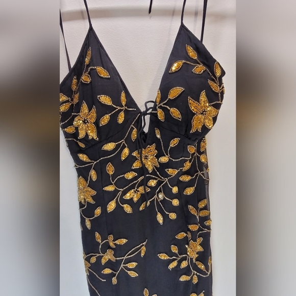 Venus vintage 100% silk golden floral embellished black dress - size medium - Picture 3 of 8